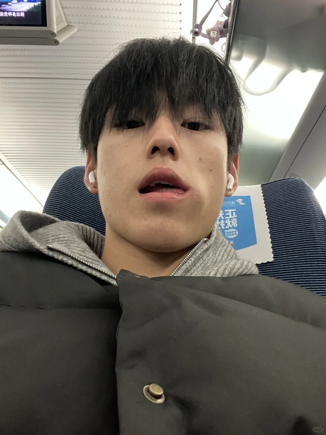 老喜欢怼脸拍怎么办