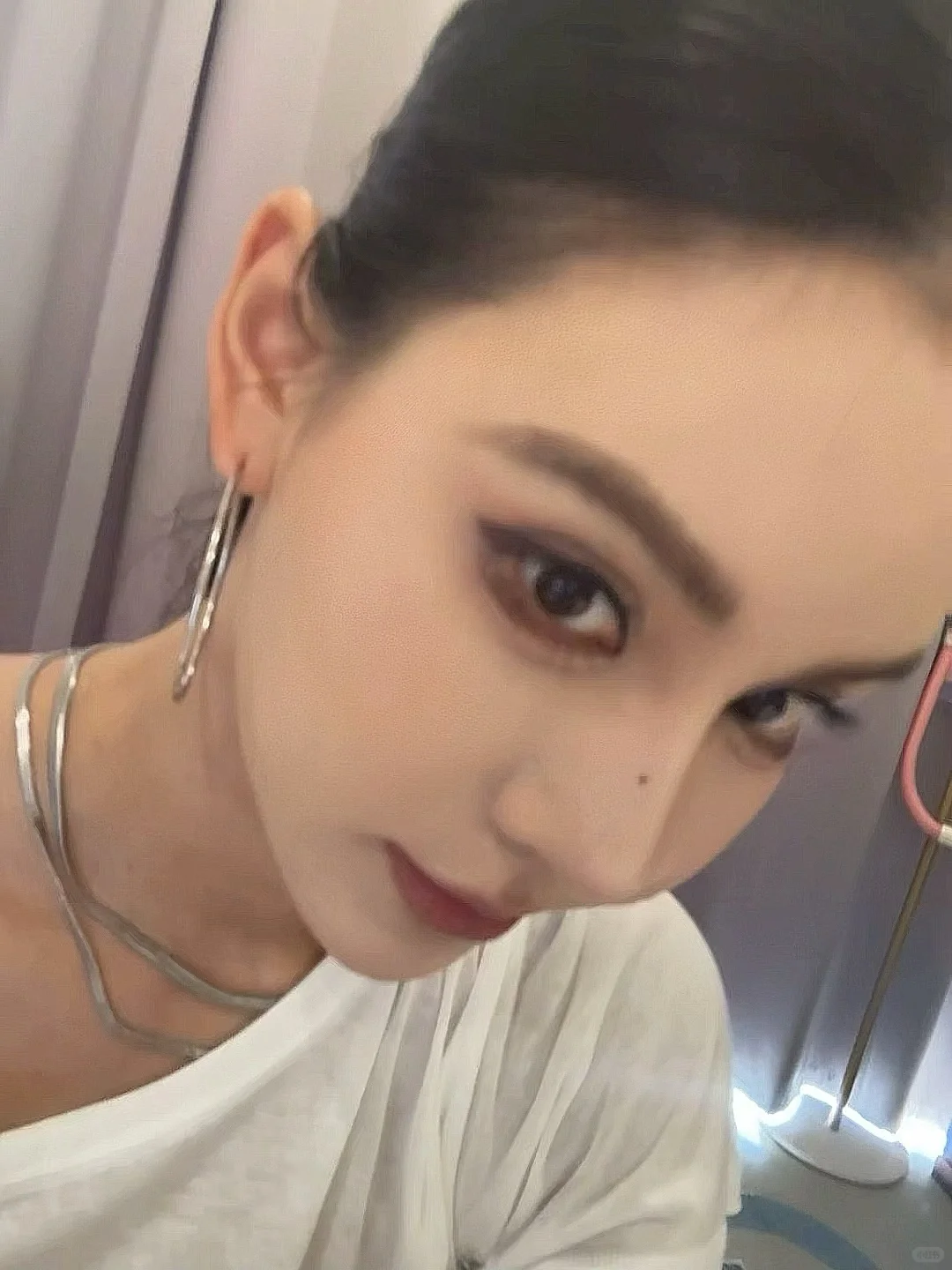 三十二岁的漫画脸是什么样