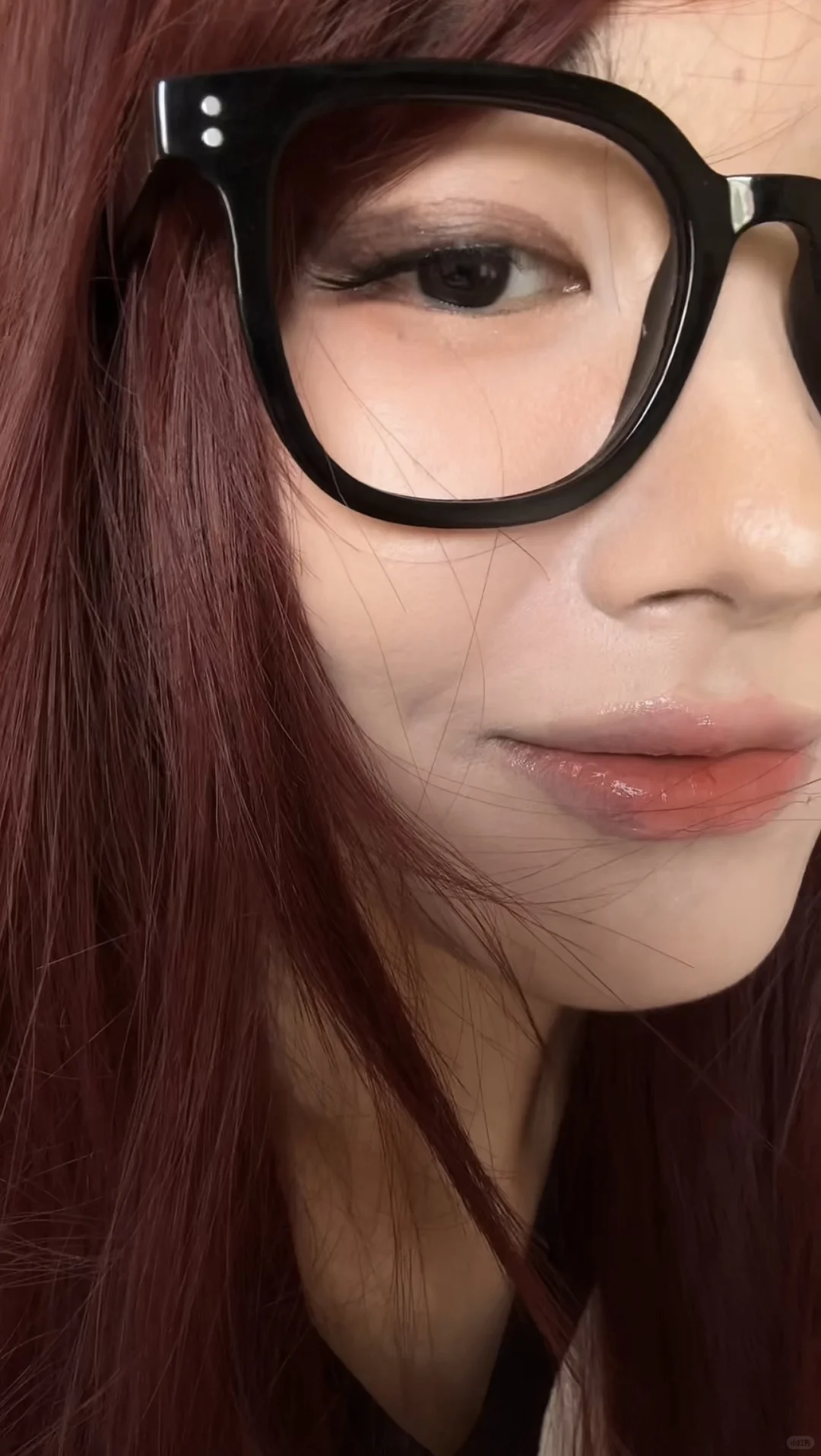 素颜出门像裸奔……