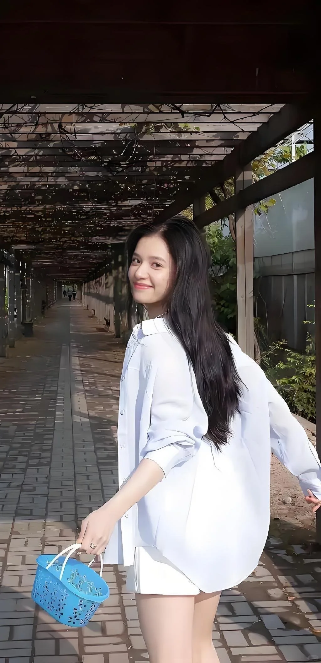 张婧仪〡18张壁纸头像清新甜美少女明媚清纯