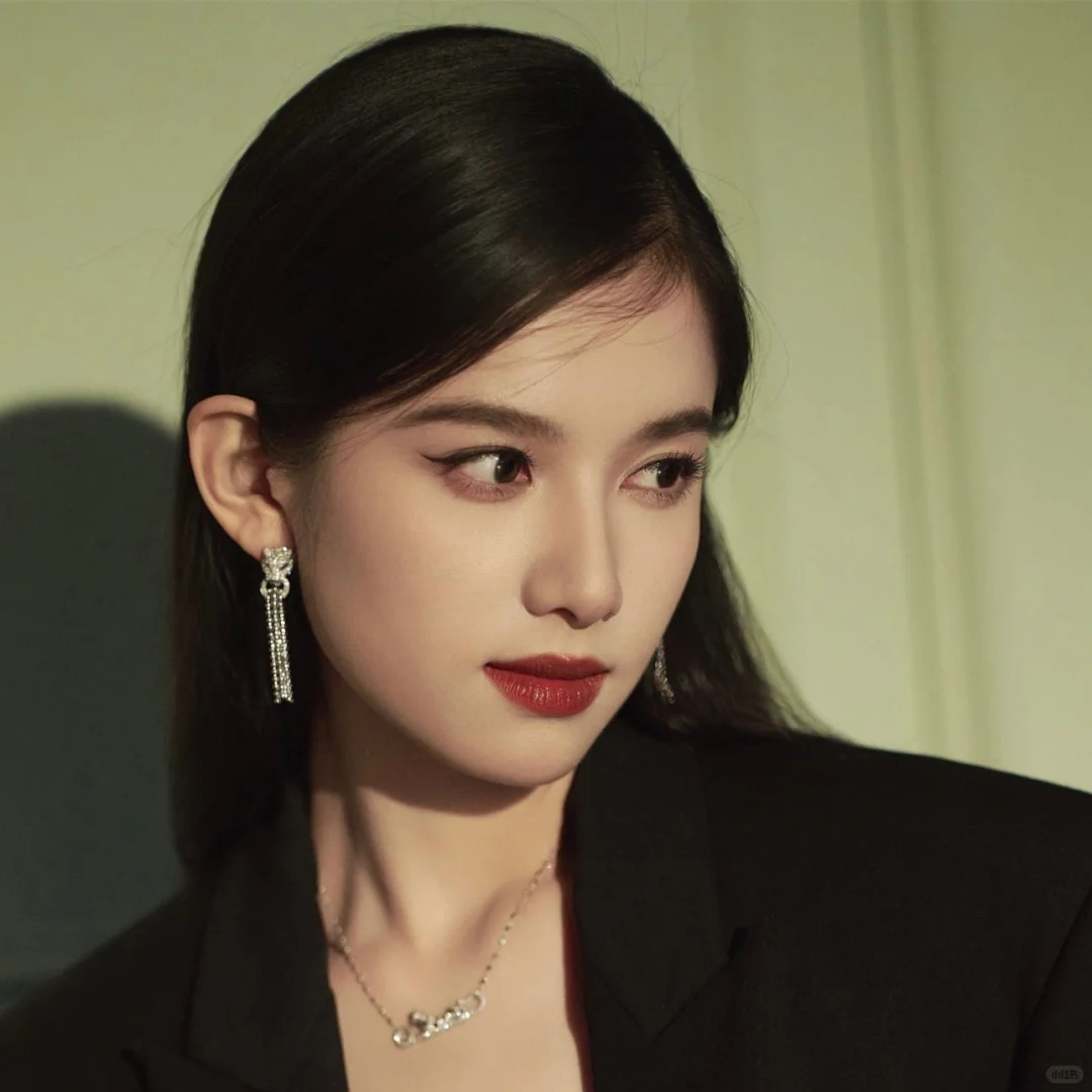 张婧仪〡18张壁纸头像清新甜美少女明媚清纯