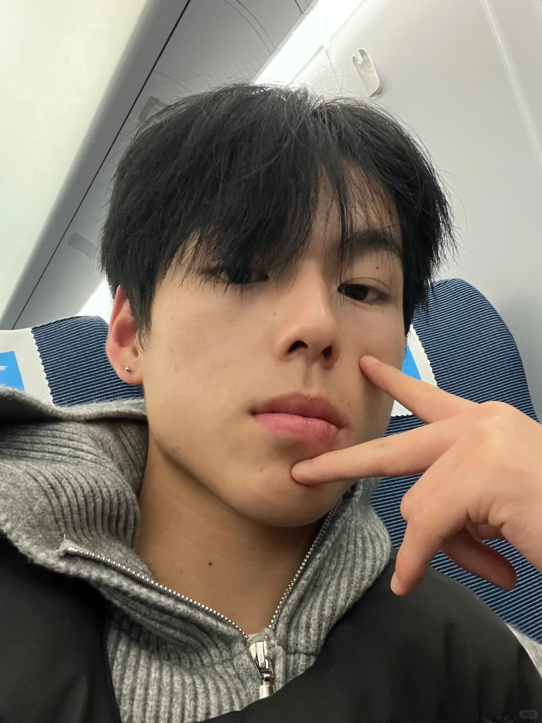 老喜欢怼脸拍怎么办