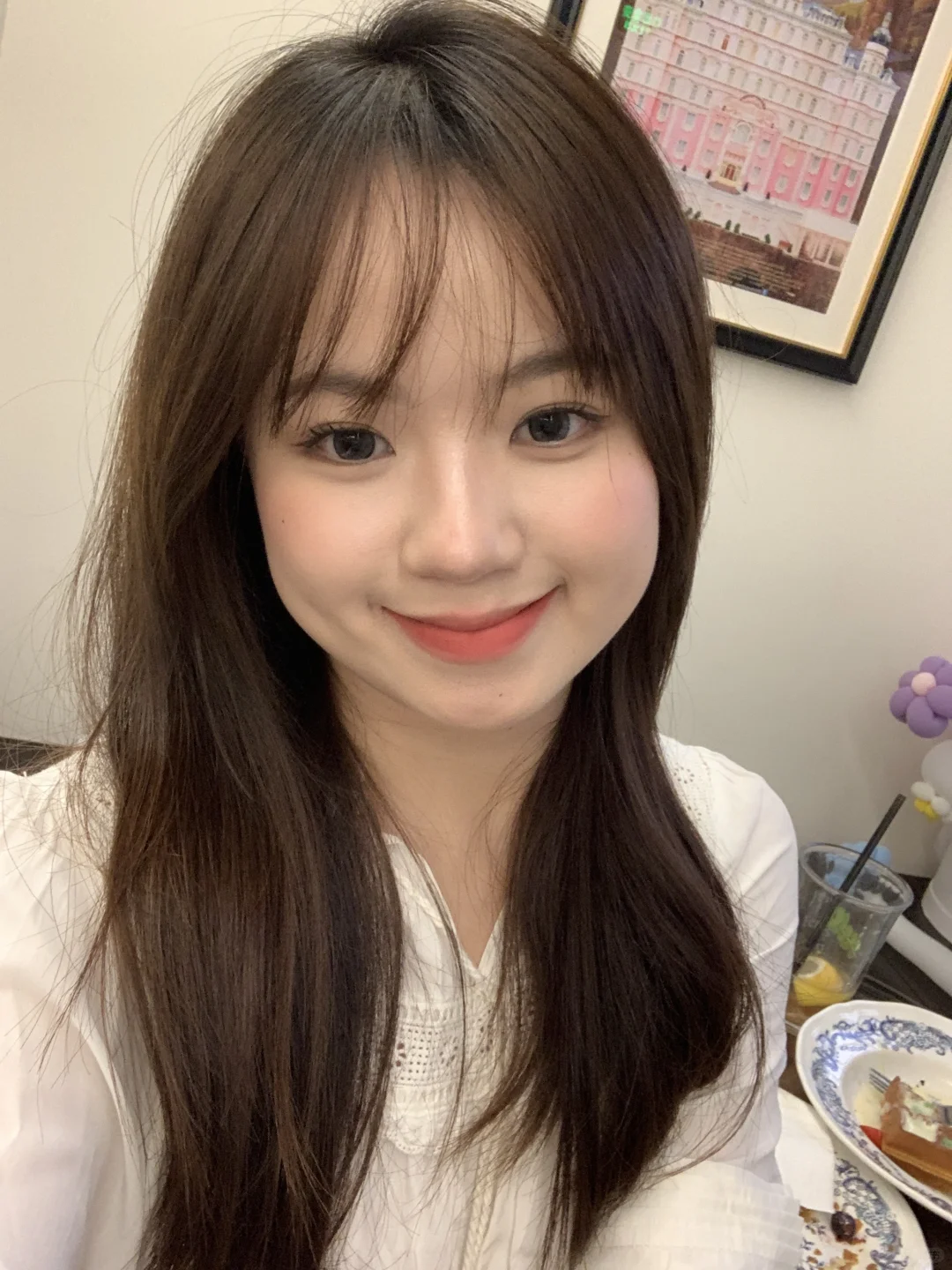 今天素假笑美眉～^_−☆！