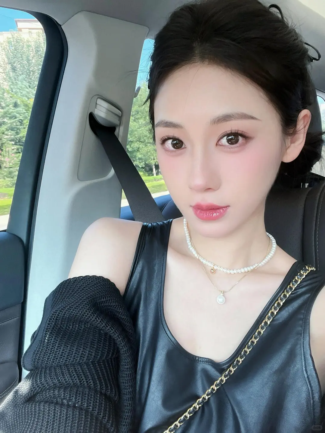 31岁宝妈劝大家：少买没用的，多把钱花脸上