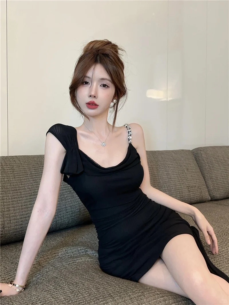 风情万种，低调却不失霸气，女人就该这样。