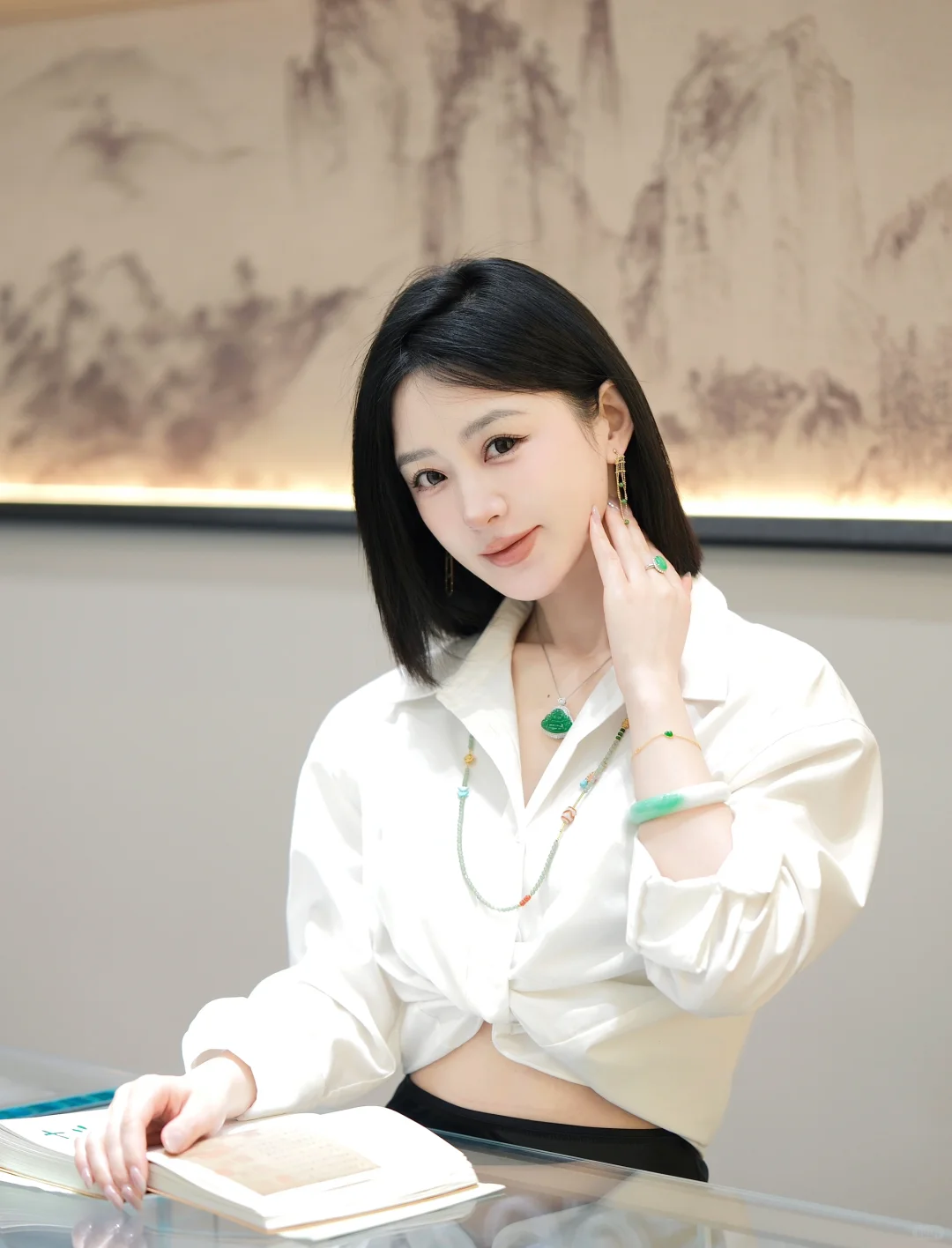 中华血脉觉醒！戴翡翠的女生真的太好看了！！