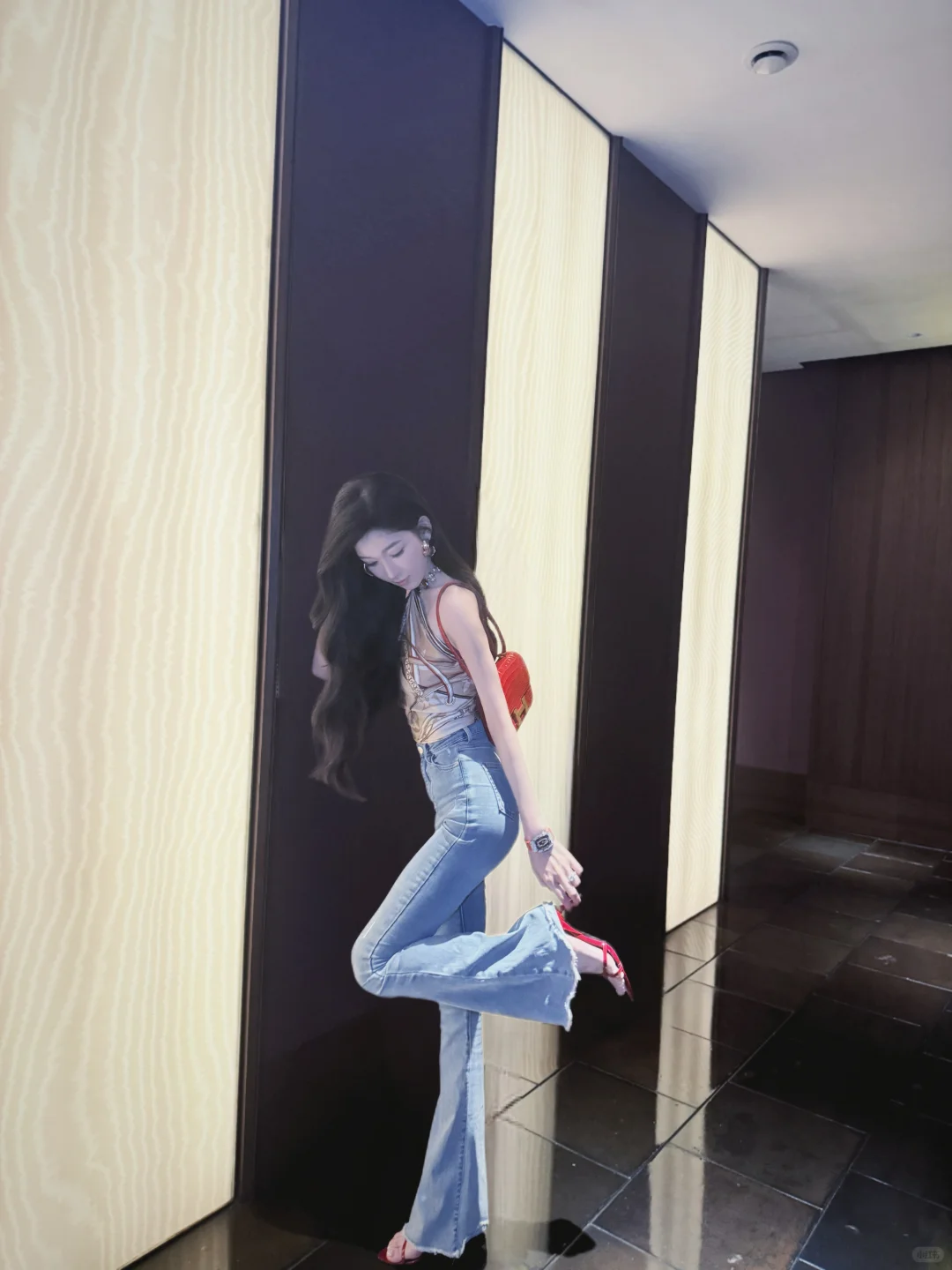 媚是明媚的媚 妩媚的媚