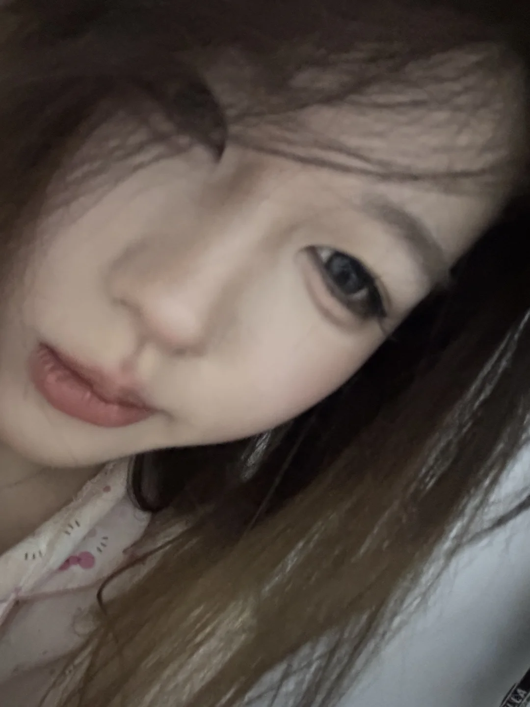 喜欢怼脸拍