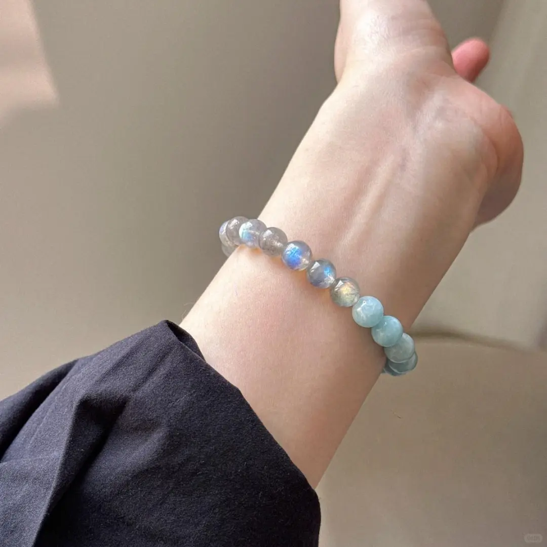 天然海蓝宝手串女款转运高级感蓝水晶手链小
