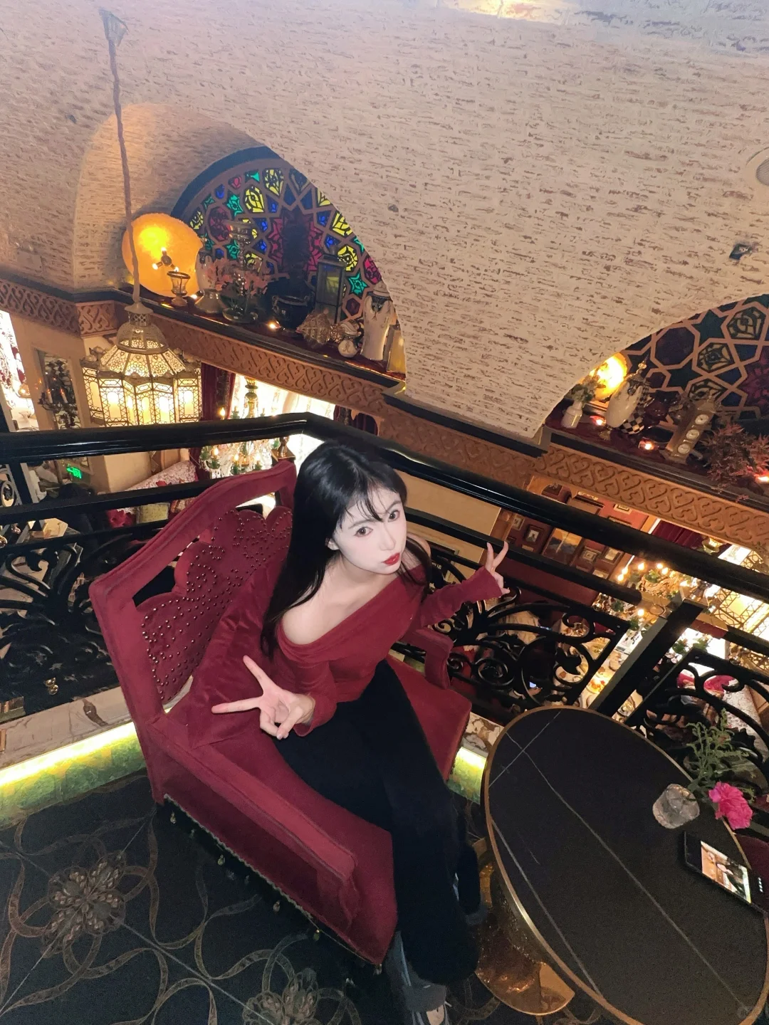 来美女们都跟我嘴一个