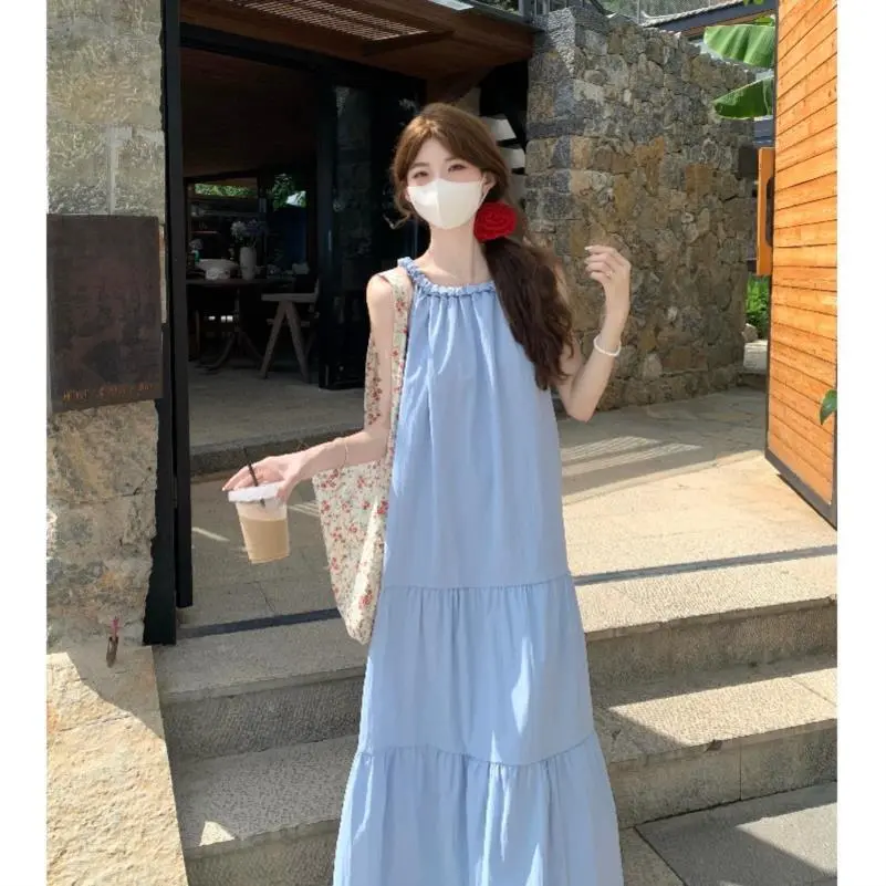 法式甜美蓝色挂脖吊带连衣裙女夏慵懒休闲宽