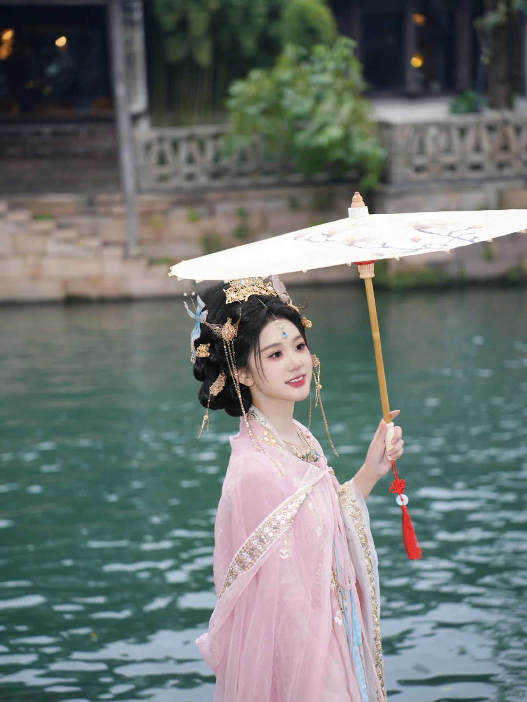 乌镇｜“你一句春不晚，我就到了真江南”