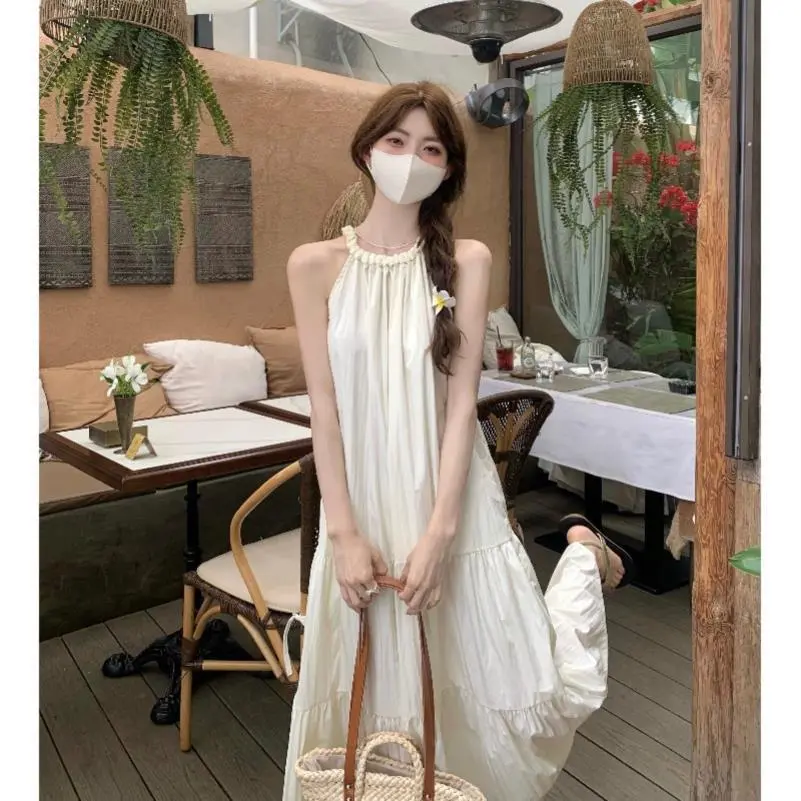 法式甜美蓝色挂脖吊带连衣裙女夏慵懒休闲宽