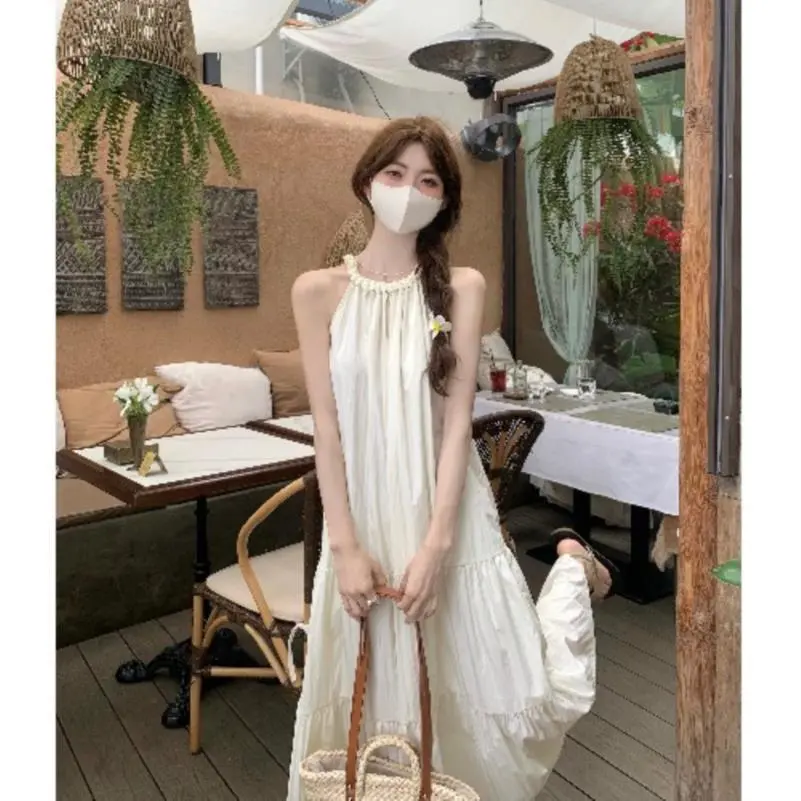法式甜美蓝色挂脖吊带连衣裙女夏慵懒休闲宽