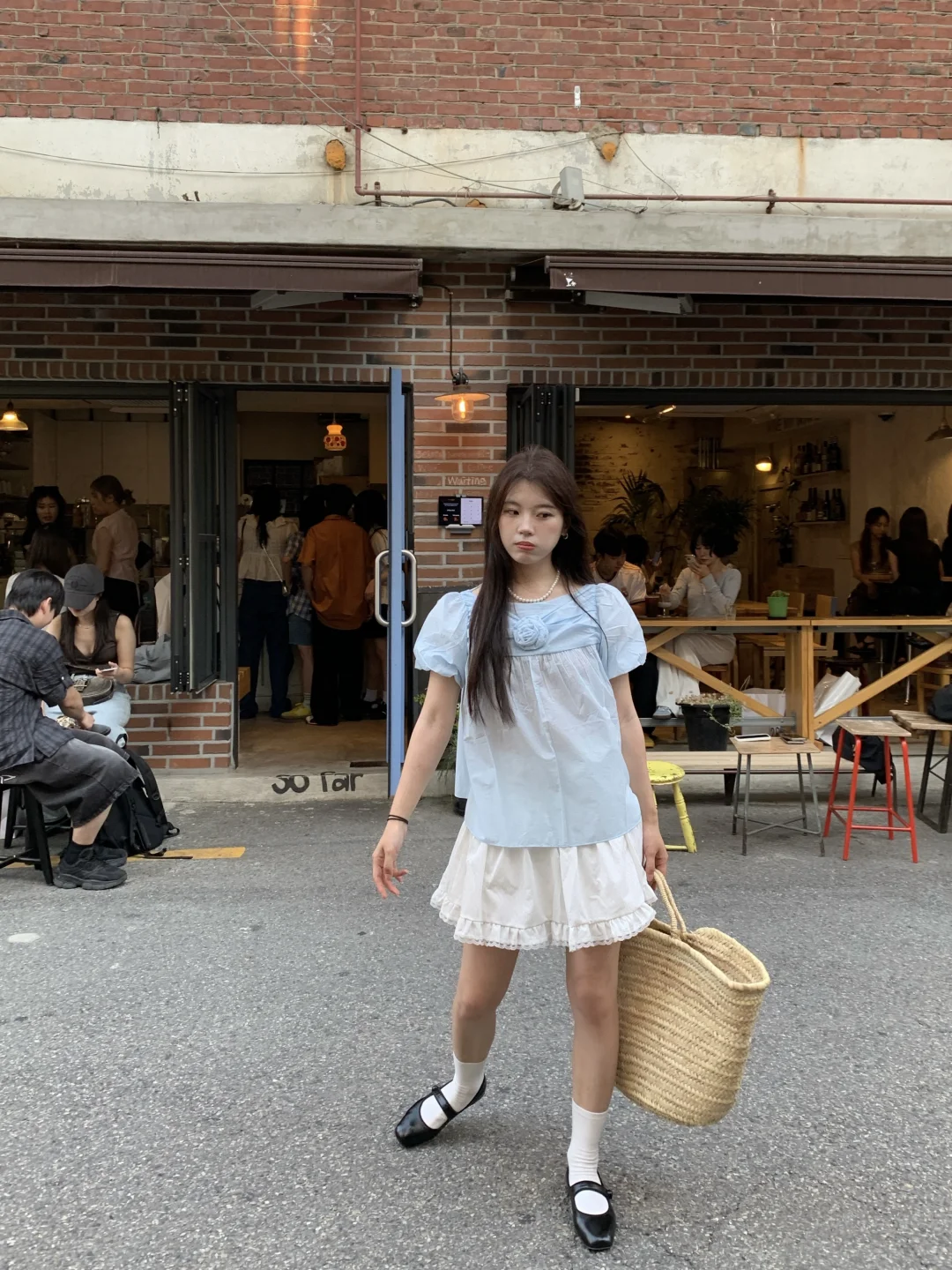 Yeee 今天是甜美韩女🩵咖啡店拍照