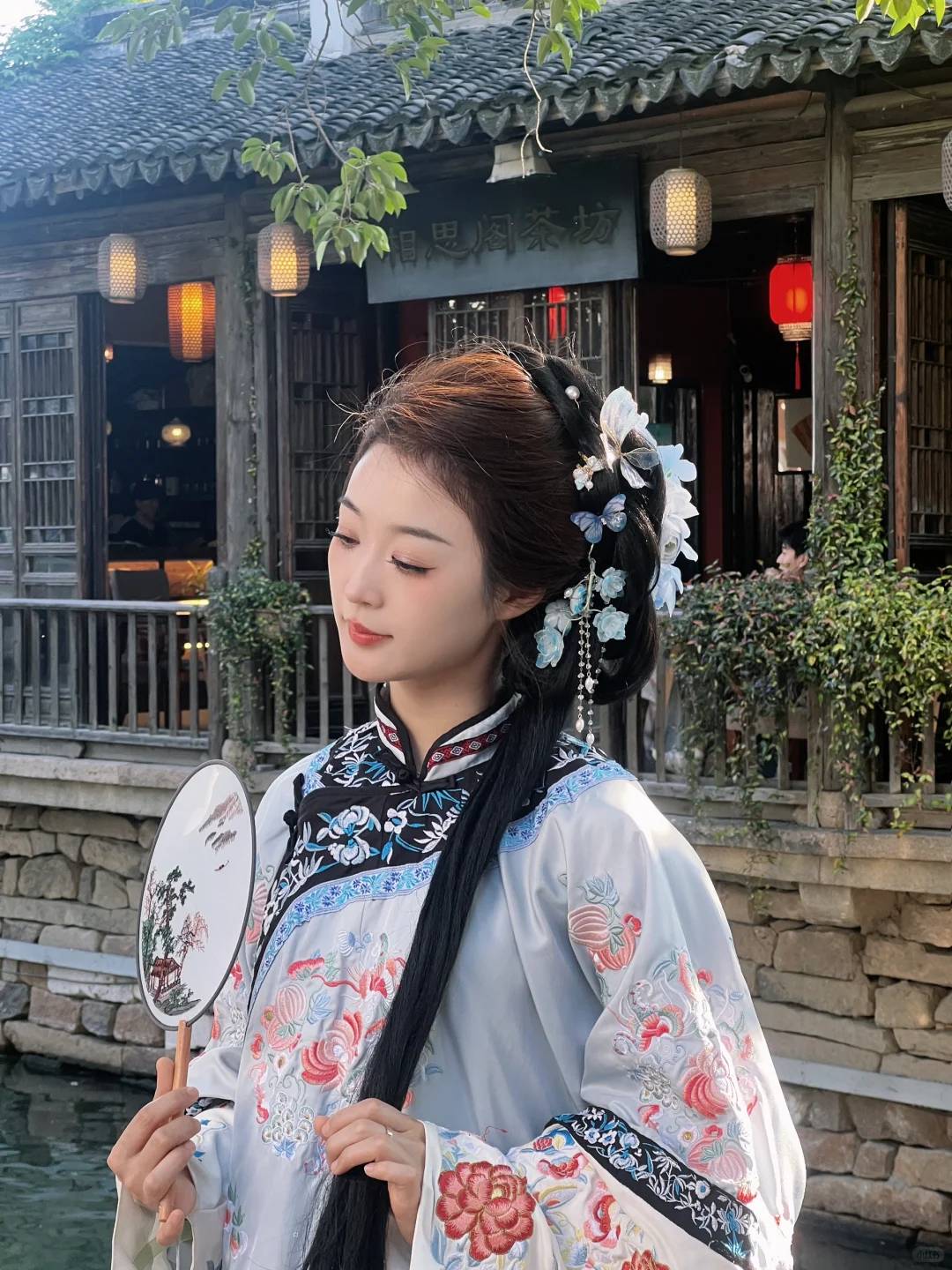 拍了清汉女不要发朋友圈了 发到我的评论区