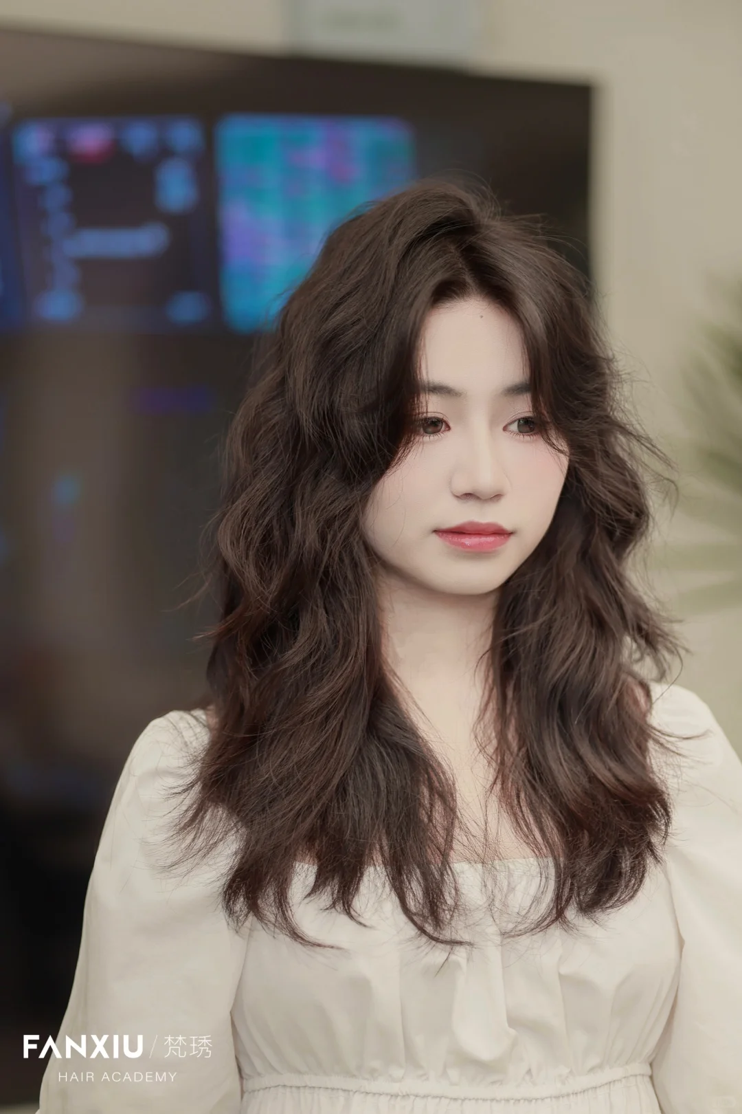 当代女娲的捏脸修图术💅