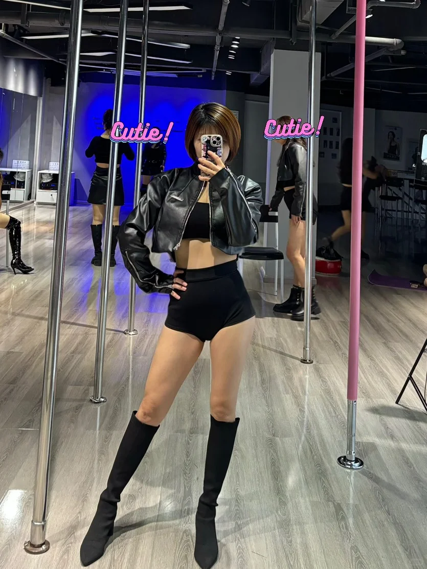 御姐身材甜妹脸是什么体验