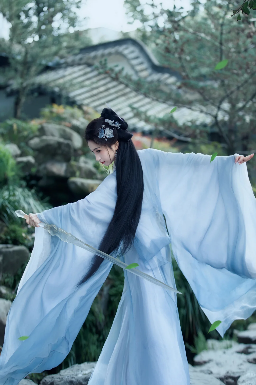 基本上就是我要的侠女感觉了