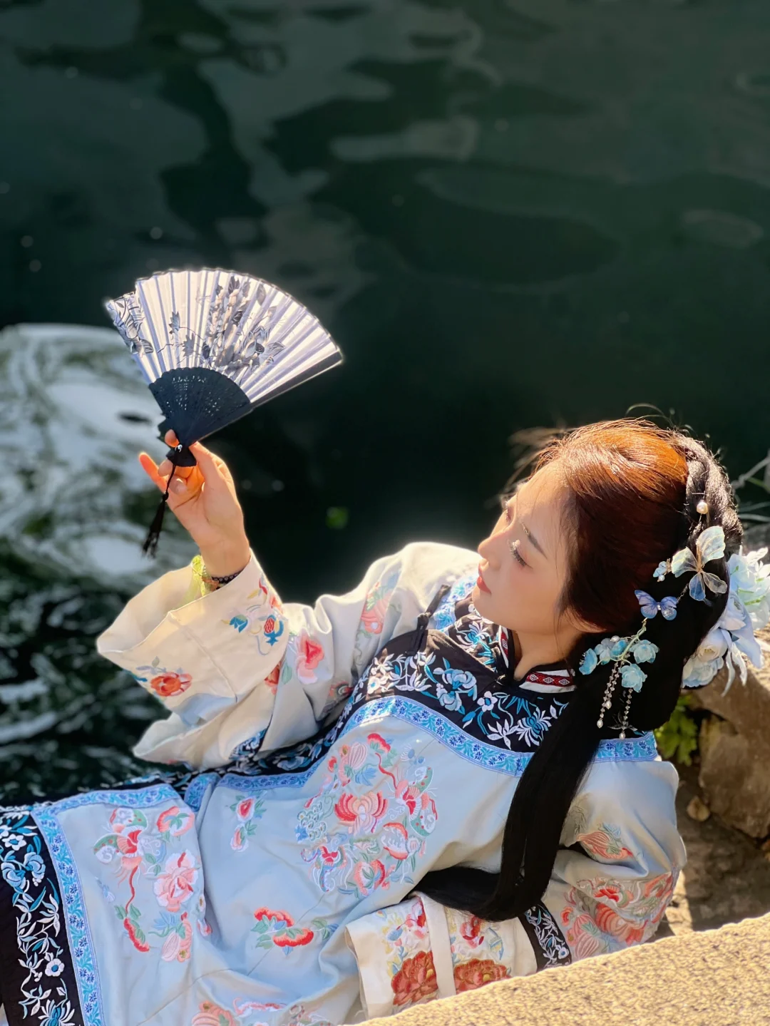 拍了清汉女不要发朋友圈了 发到我的评论区