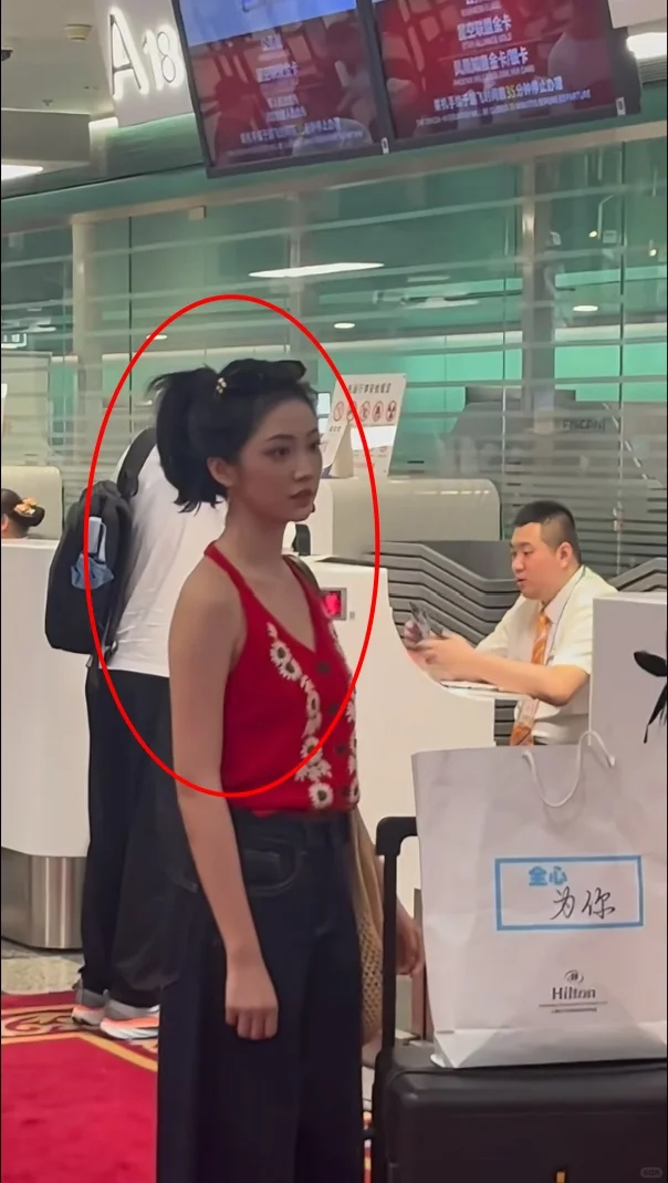 OMG，，第一次对漂亮产生了执念。。
