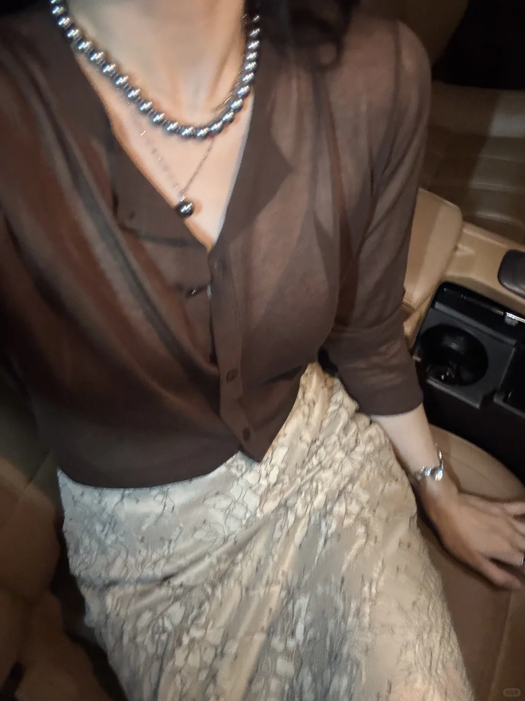 开间KEIGAN 今天的女人味是巧克力色🍫