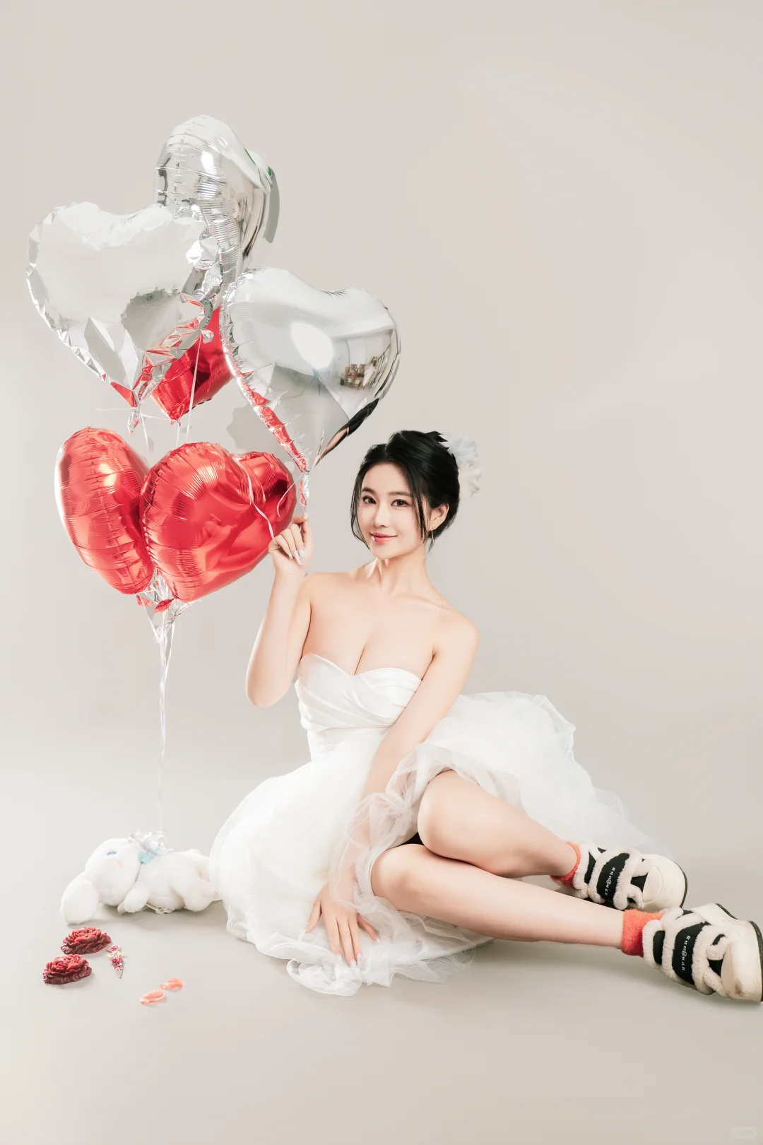 年年-情人节白色婚纱