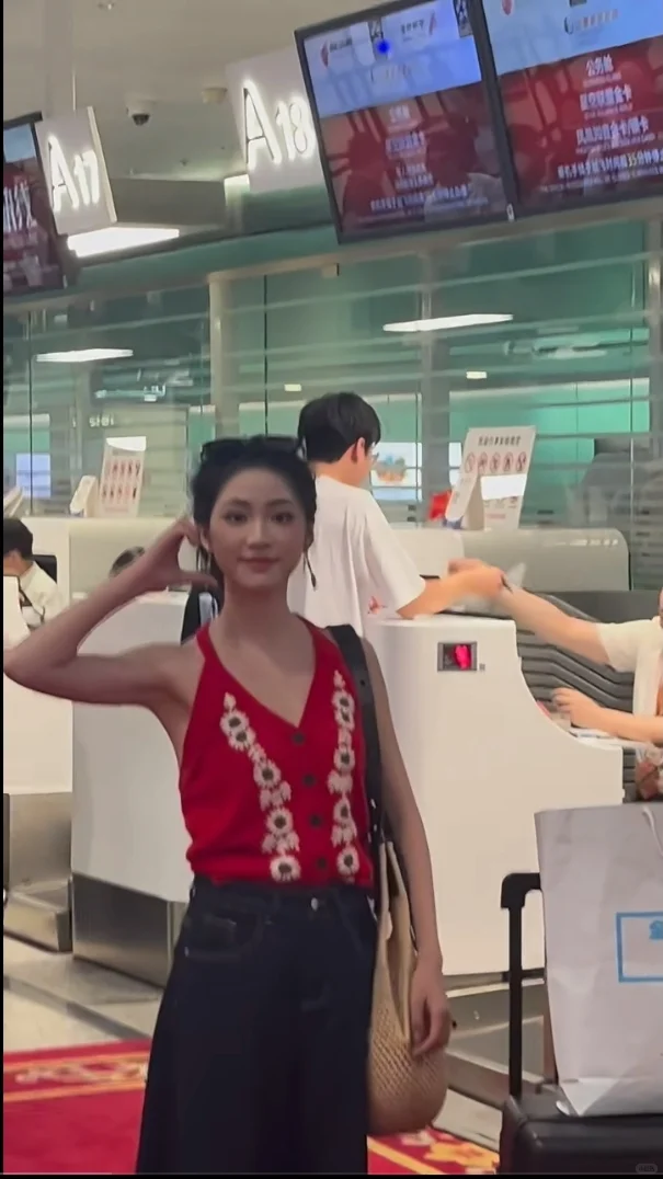 OMG，，第一次对漂亮产生了执念。。