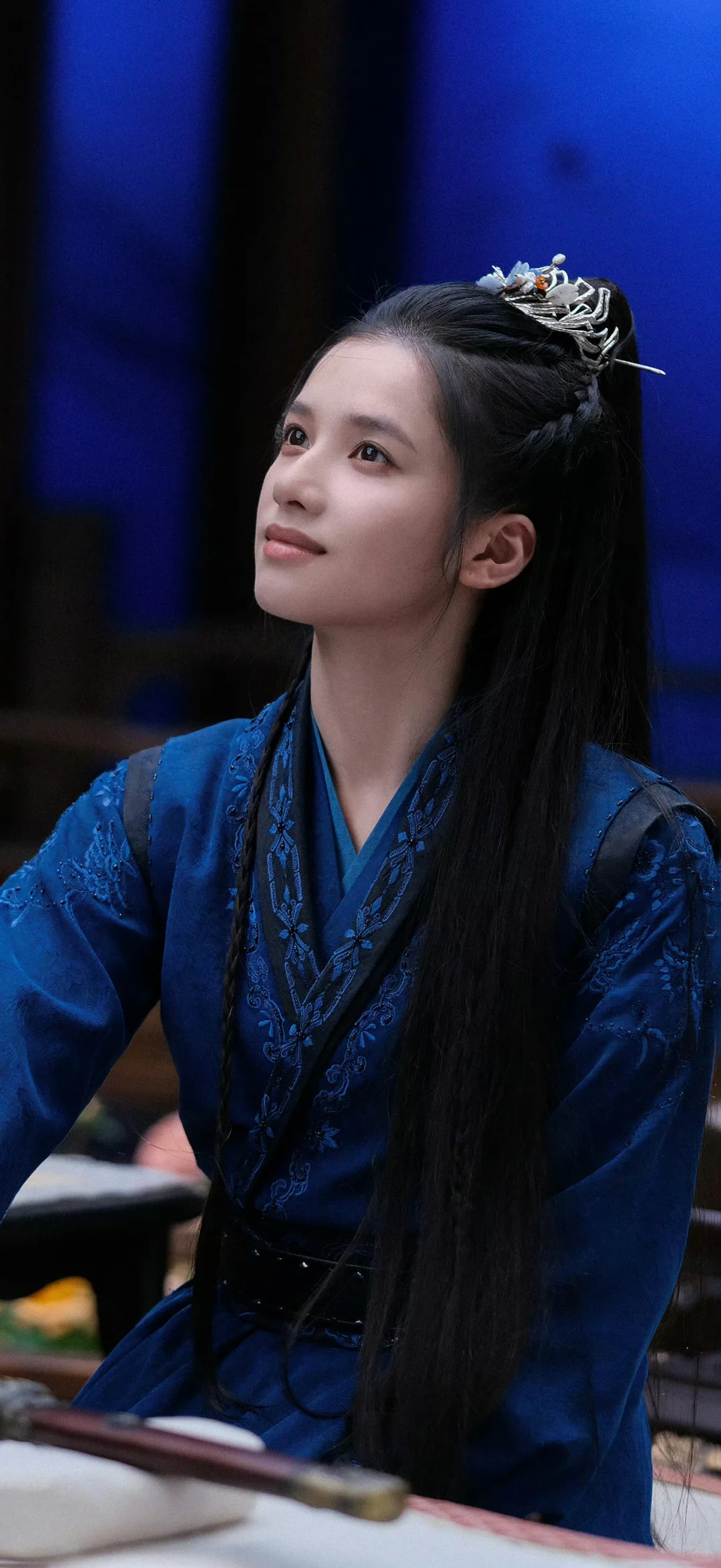 张婧仪壁纸：古装造型超美~