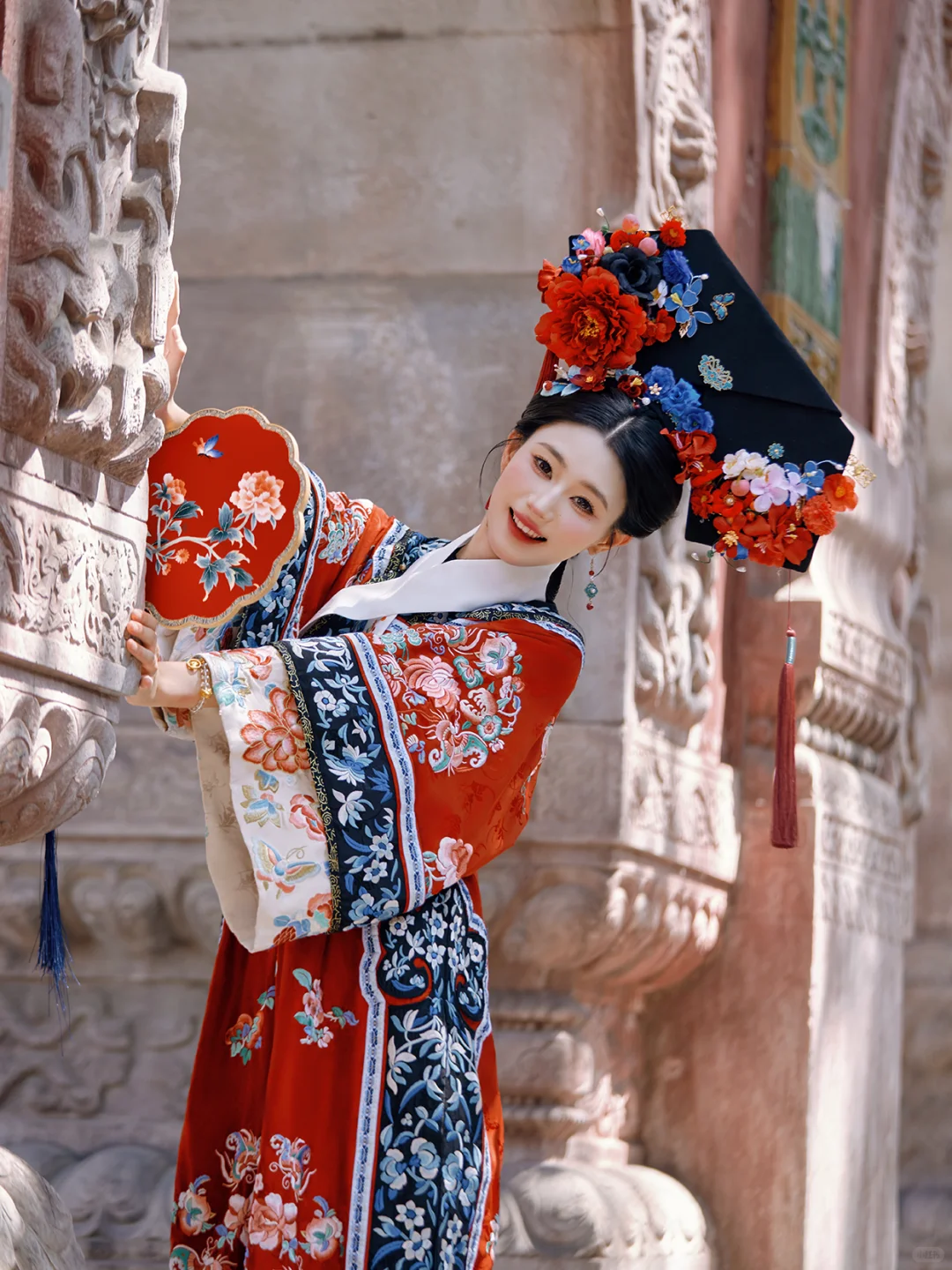 贵气又显白🌺这套红色格格服真的一眼万年❗️