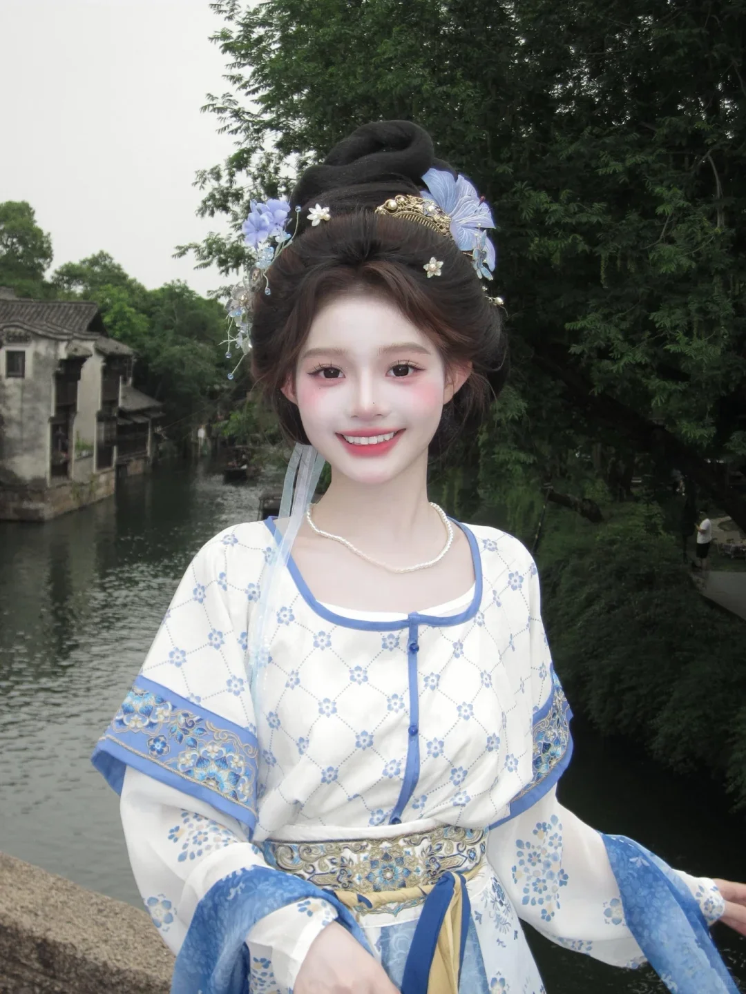 是谁家的小姐出门了呀～