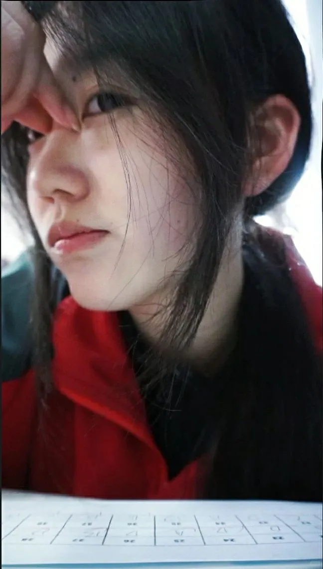 贵州铜仁一中🏫素颜氧气美女