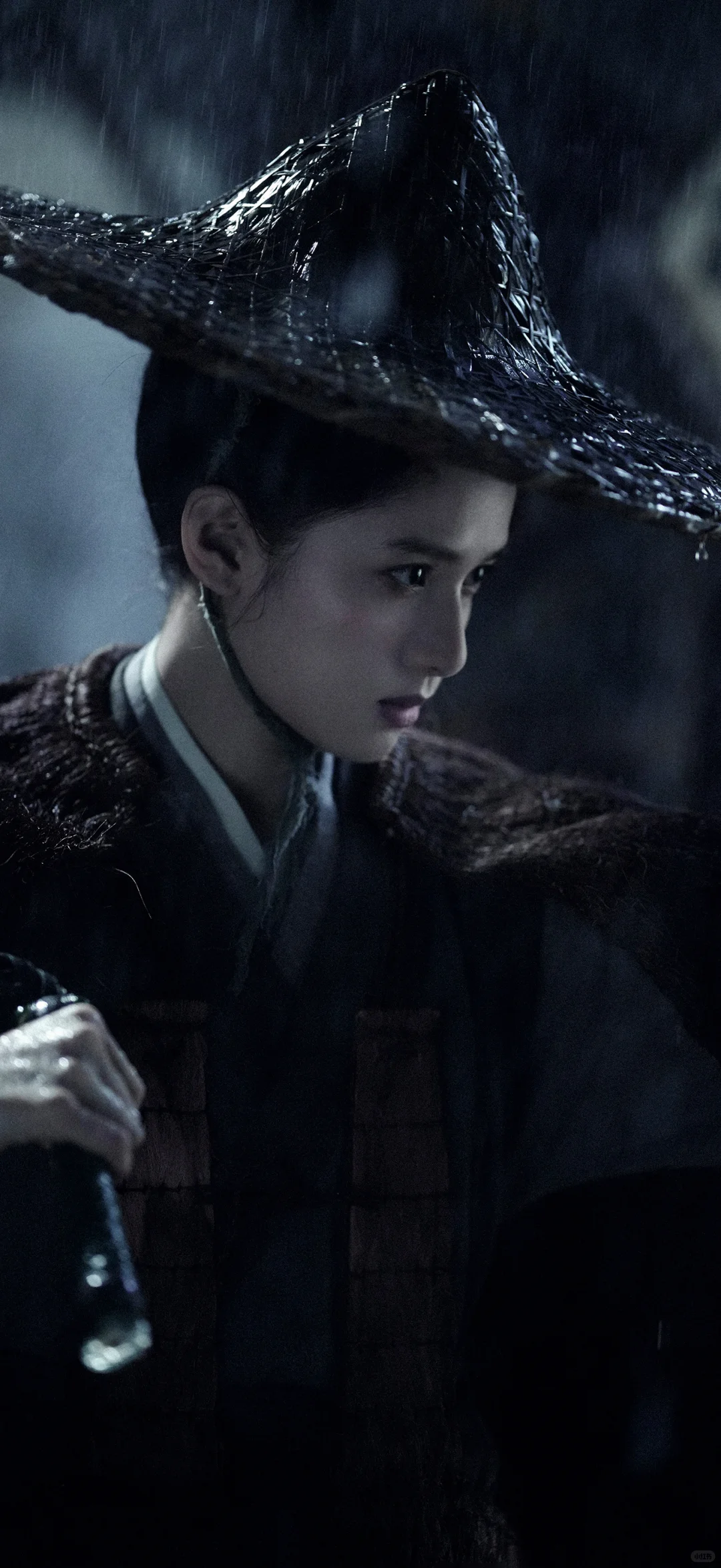 张婧仪壁纸：古装造型超美~