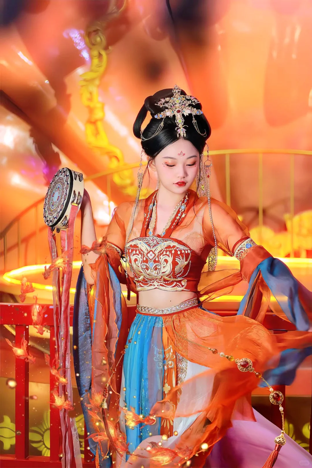 没去敦煌 在乌鲁木齐就拍了飞天神女