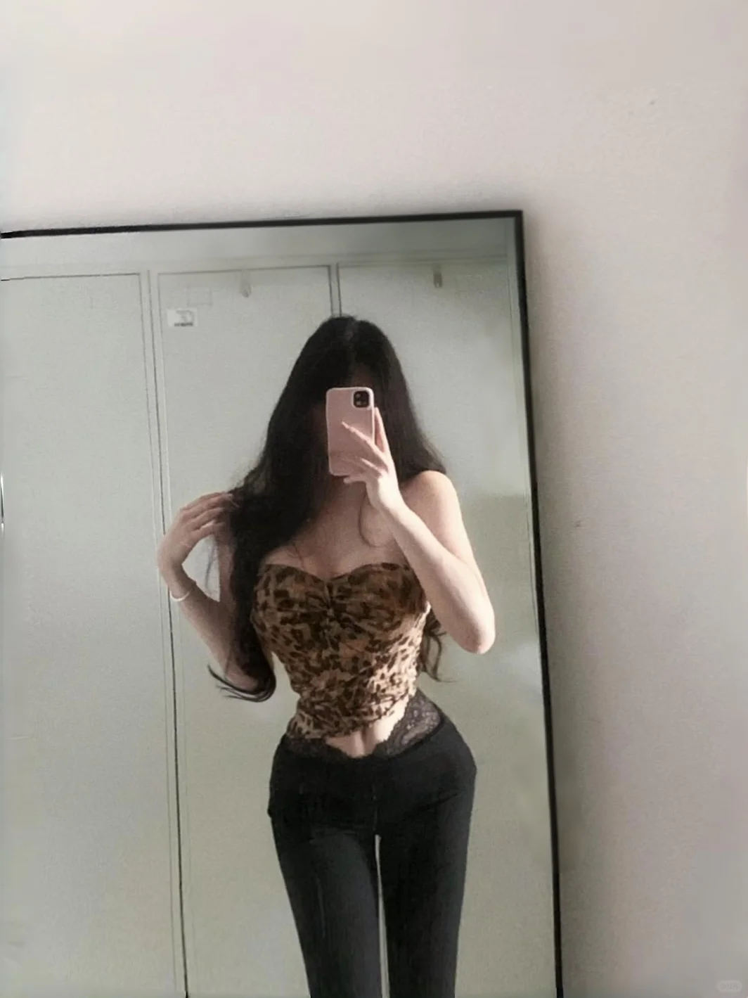 这么穿好有女人味儿啊