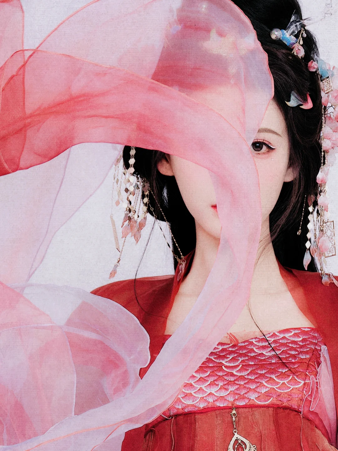 【张予曦·美到失帧】从水墨画里走出的龙女