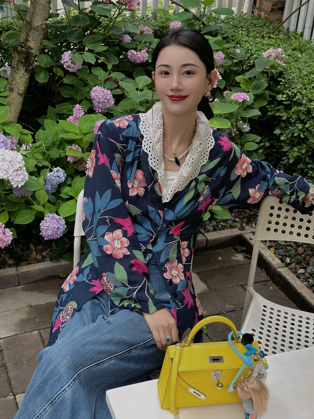 把自己养成一簇花🌸