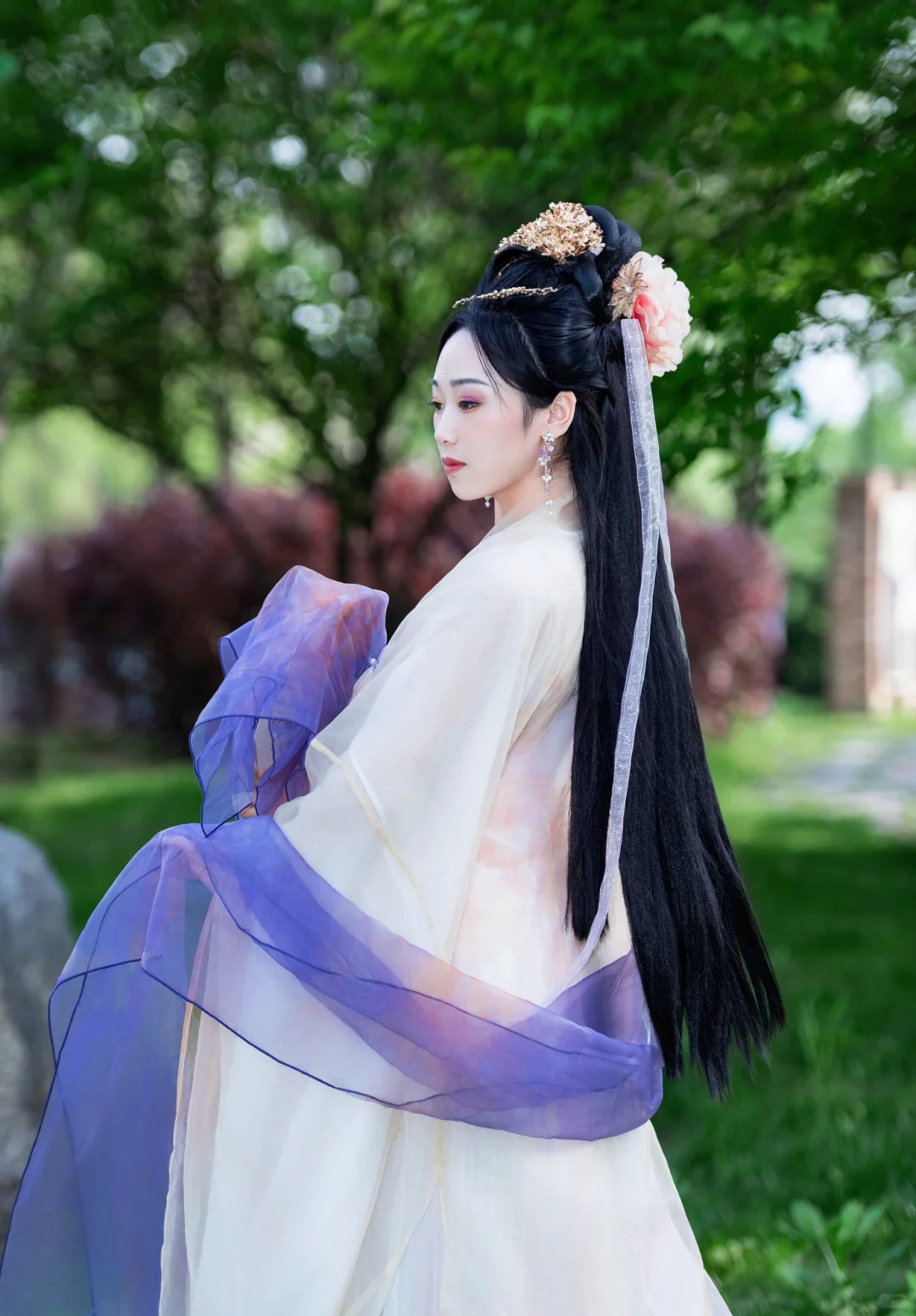 汉服谁穿谁美～～