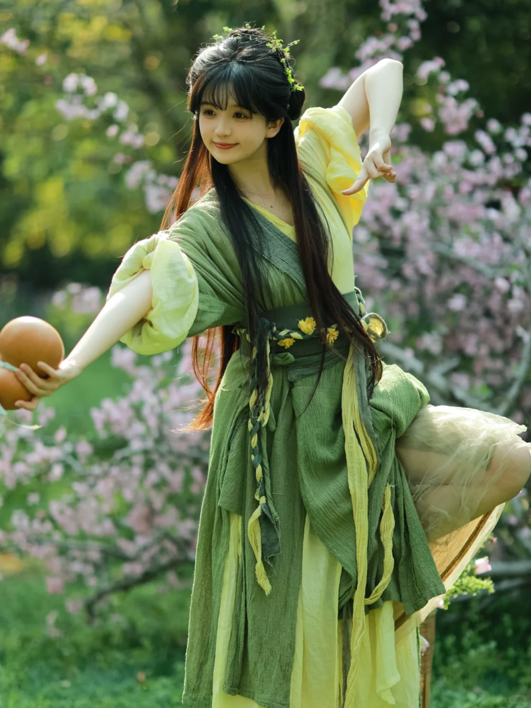 🌿草木精怪｜耶！今天遇到山神大人啦。