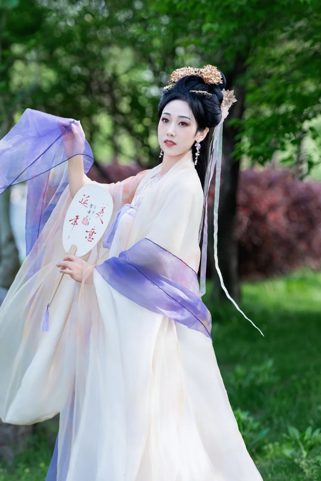 汉服谁穿谁美～～