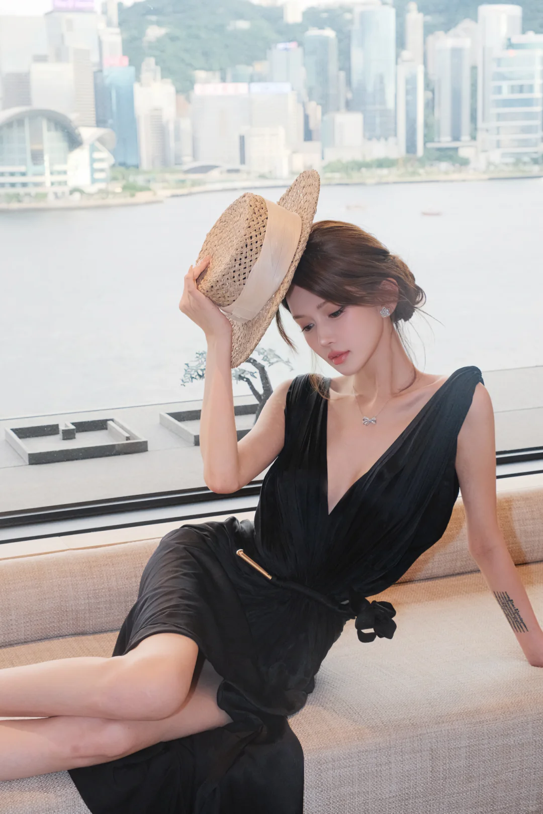 媚，明媚的媚，妩媚的媚