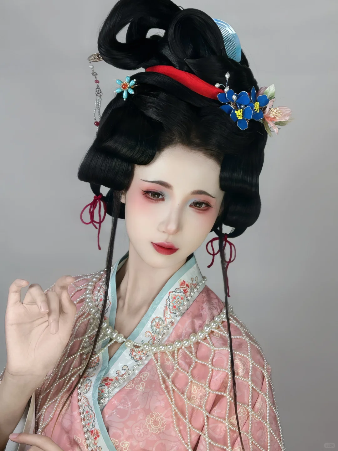 温婉宋制仕女图