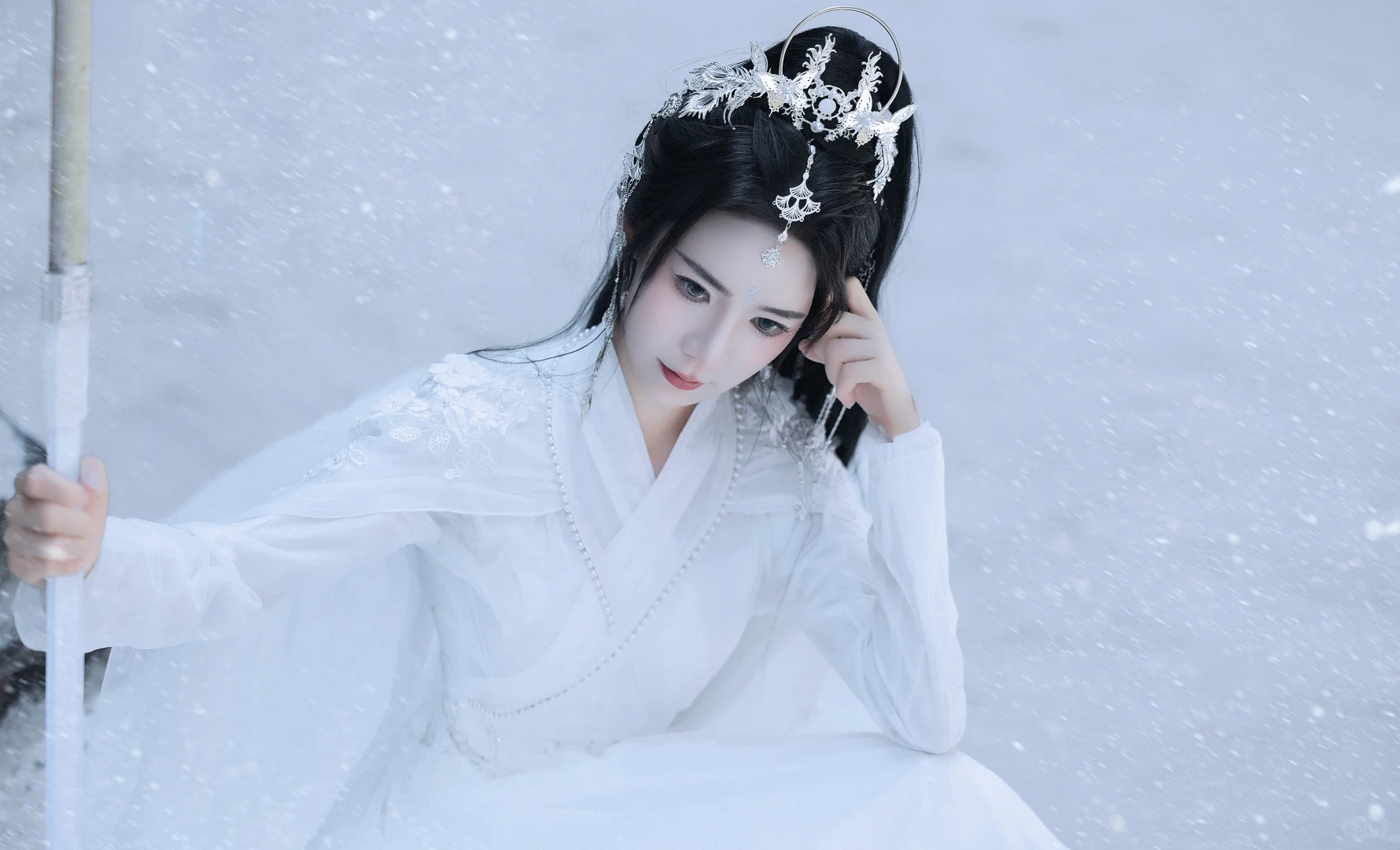 对侠女的定义，总是伴随着白衣