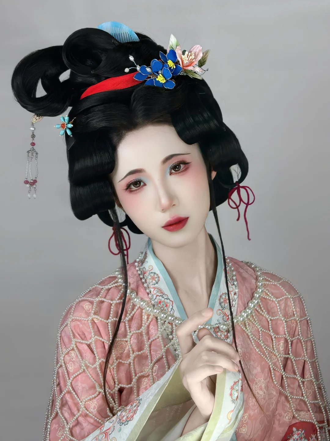 温婉宋制仕女图