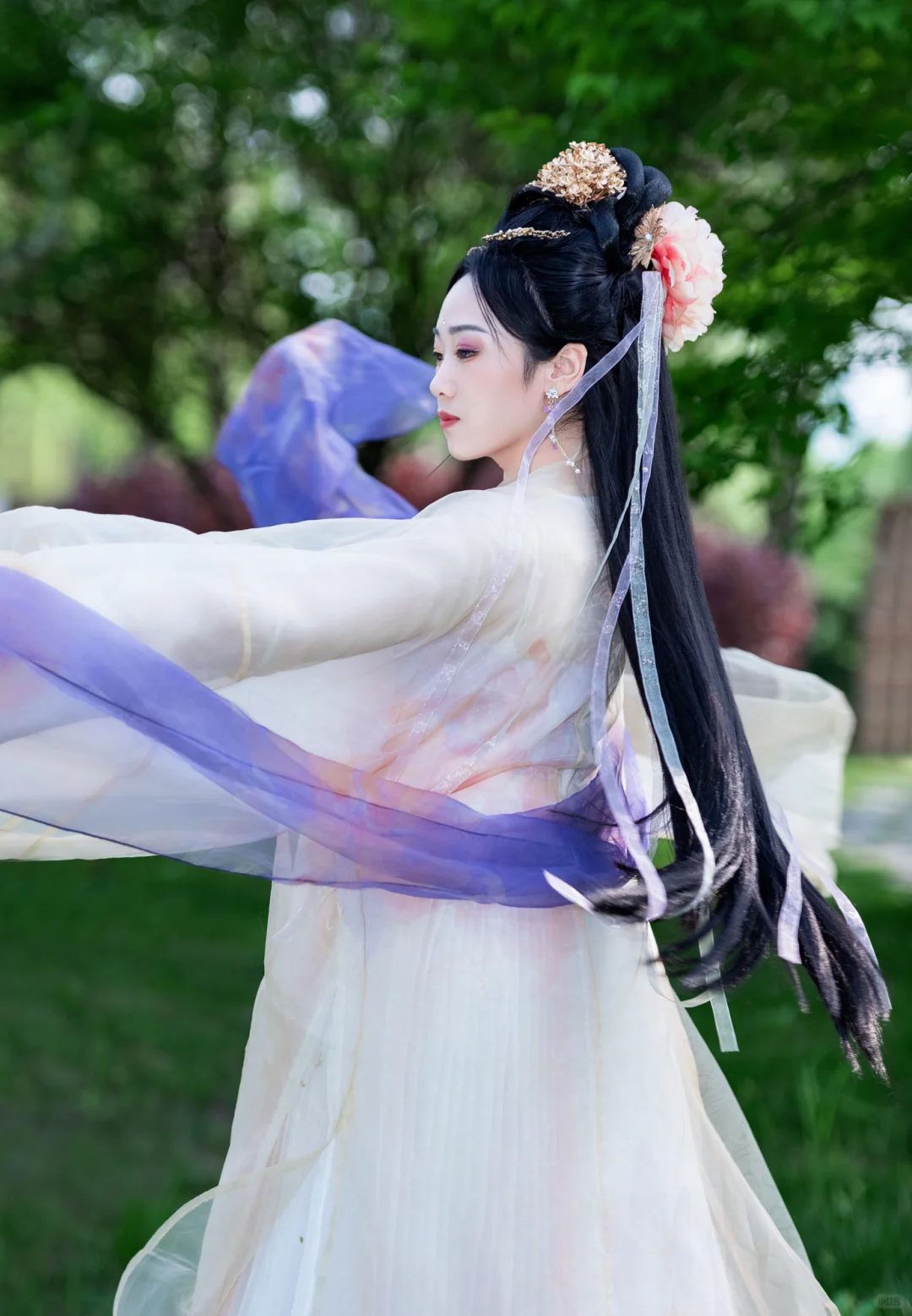 汉服谁穿谁美～～