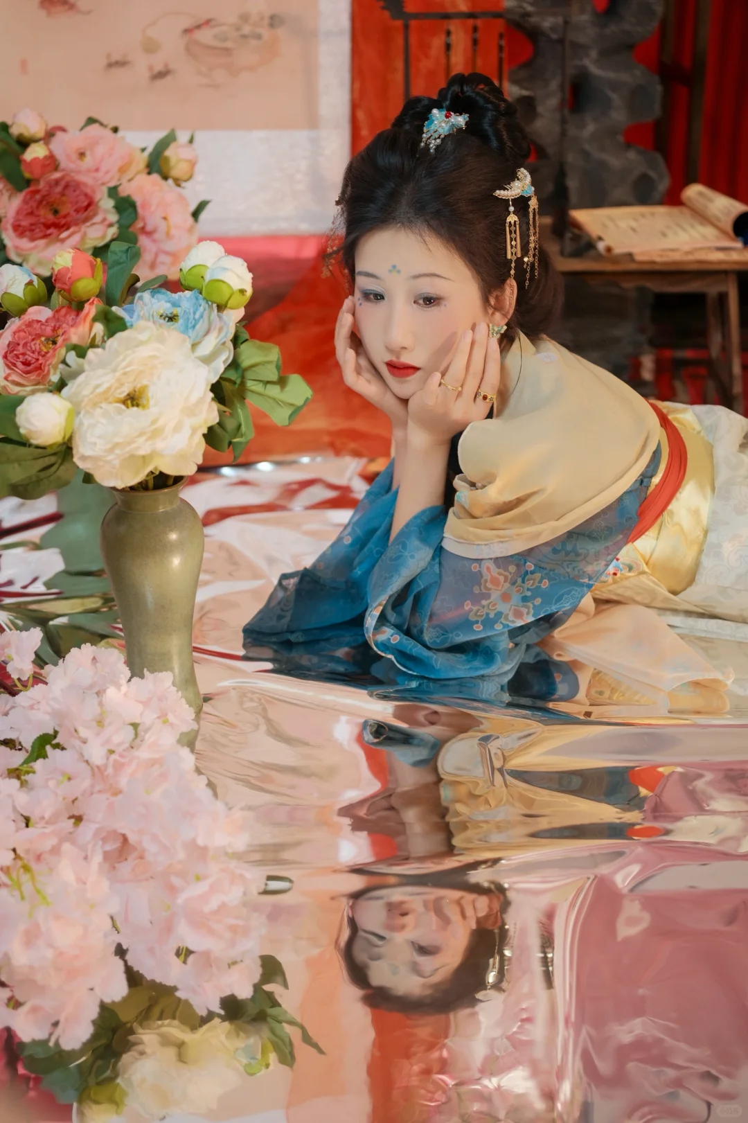 贵妃笑了，拍完这组我懂了什么叫长安的荔枝