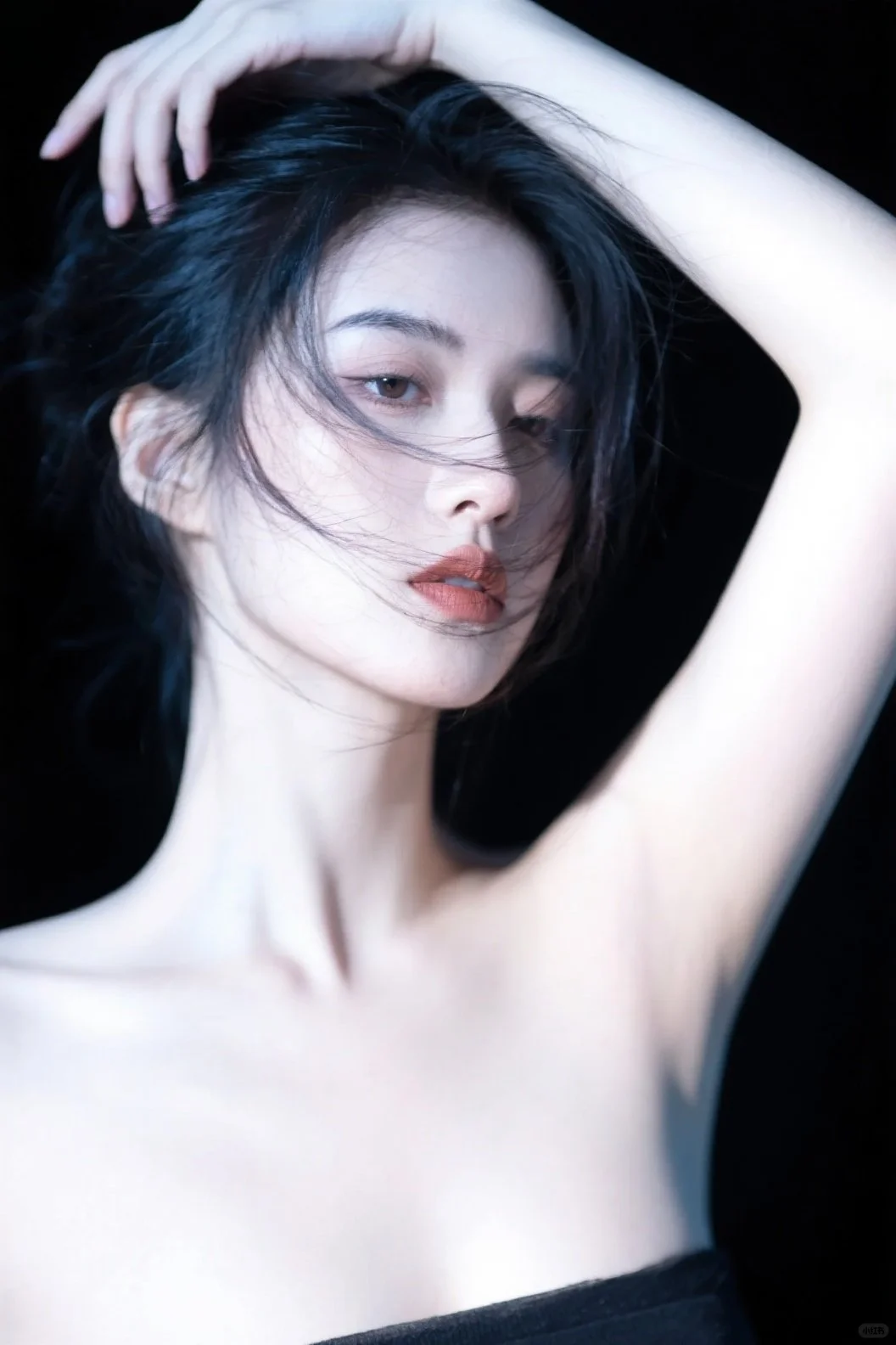 她有一种我永远无法拥有的美
