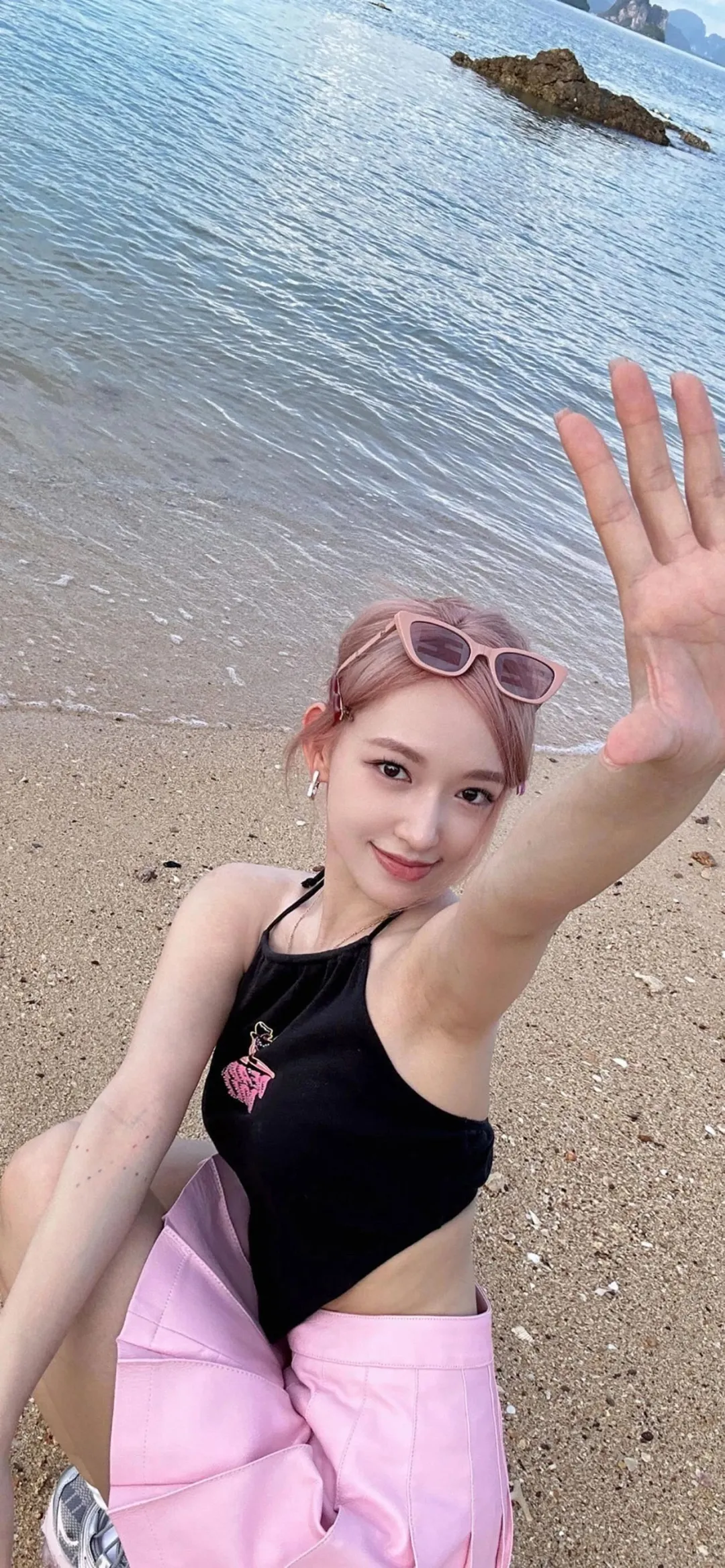 个性美女街拍，独特魅力吸睛