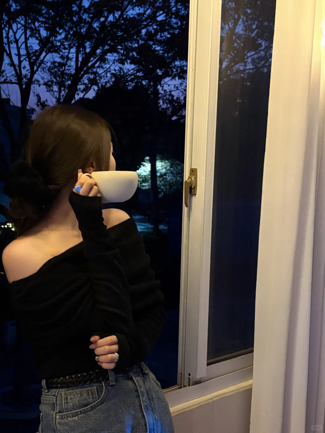 居家氛围感这不就来了吗🖤🩶🤍