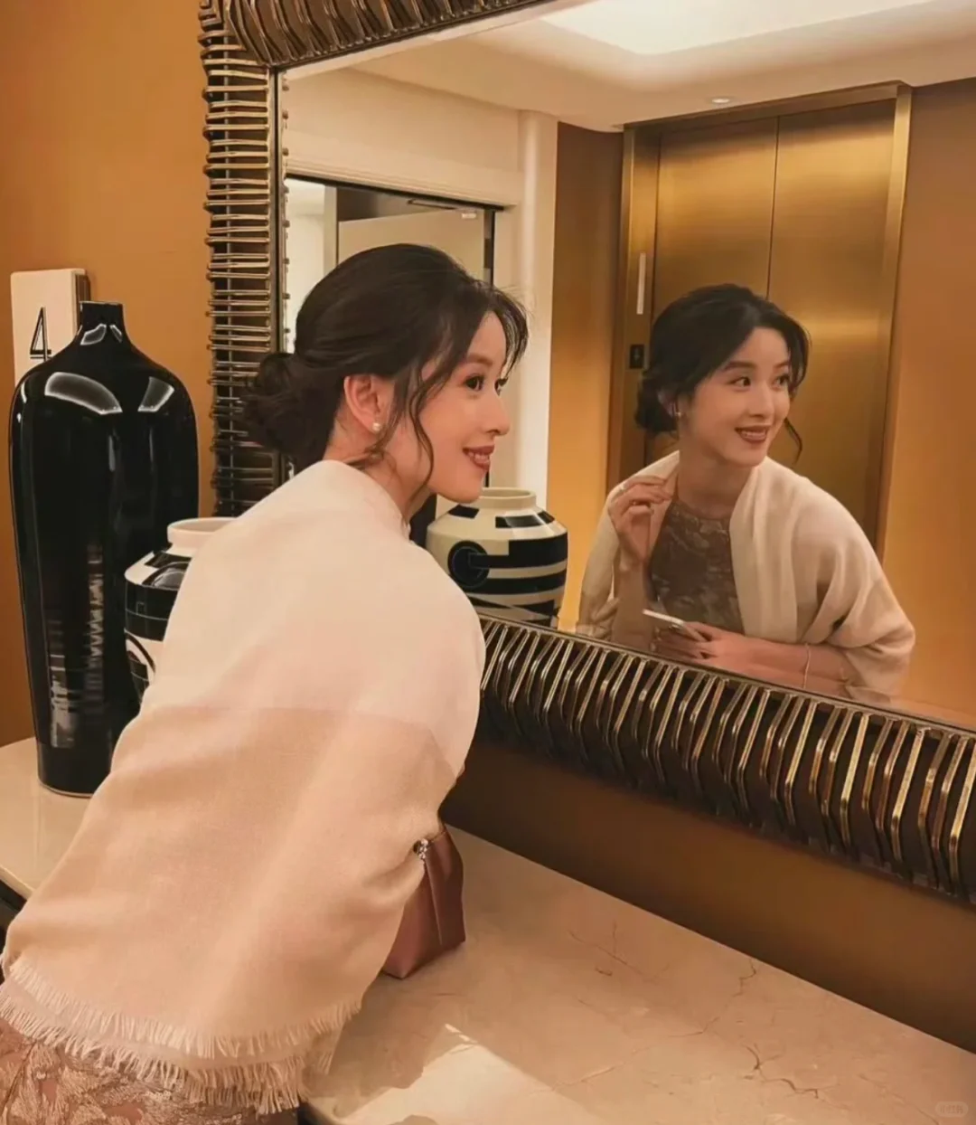章泽天美感分析: 精致感和自然美并存的神
